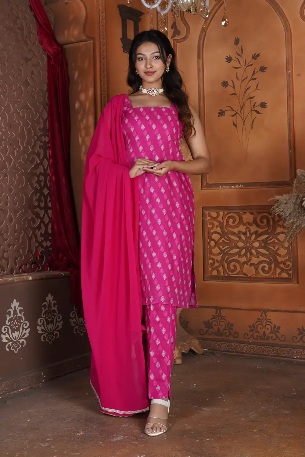 Pink Linen Dress - Image 3